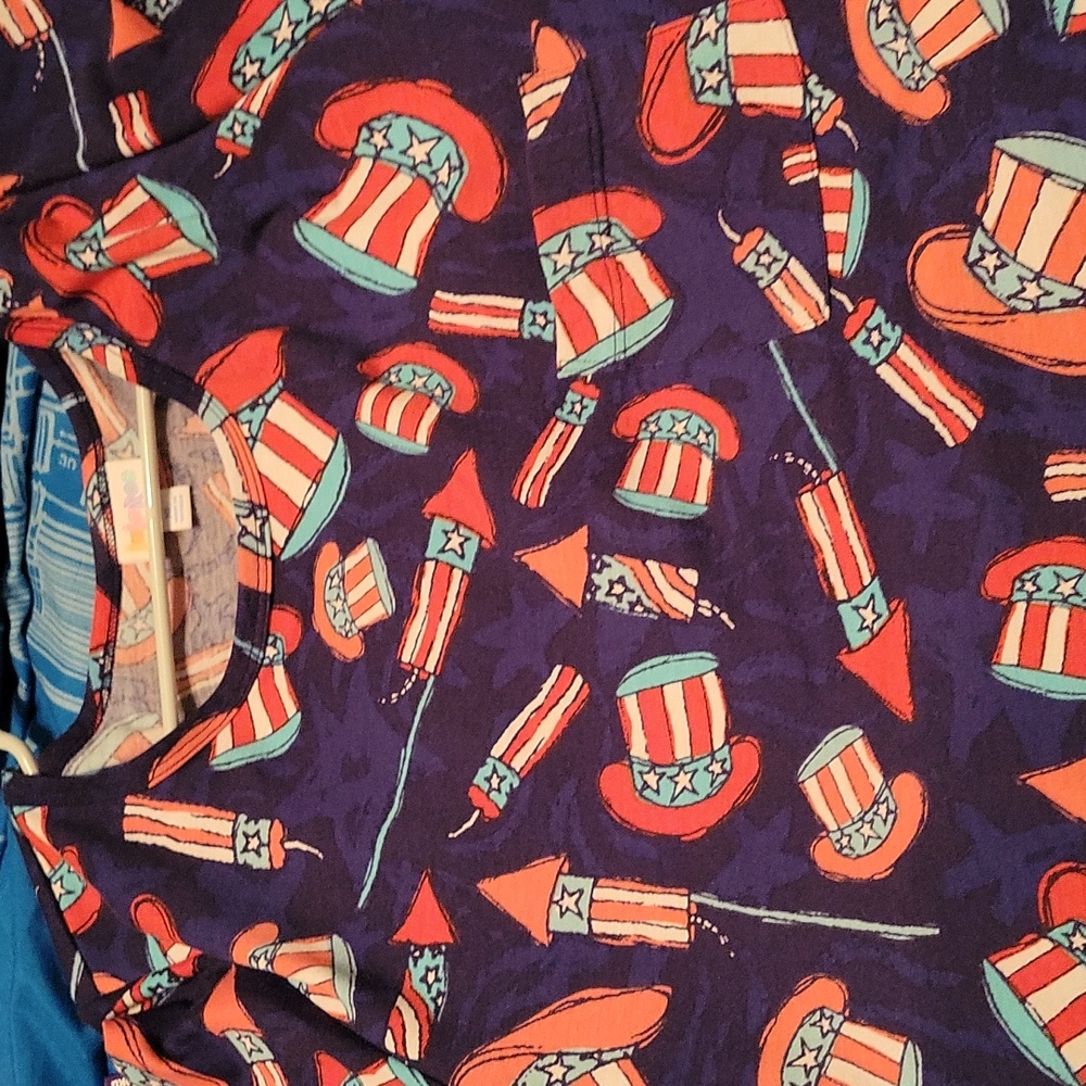 Lularoe carly